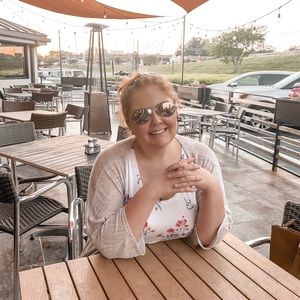 Meet your Posher, Paige